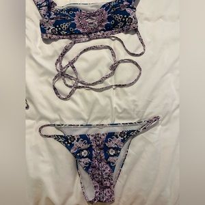 Never worn. 2 piece bathing suit set